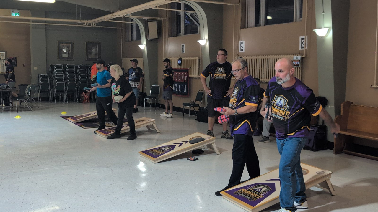 EN VIDÉO | L'engouement pour le cornhole atteint Vaudreuil-Soulanges