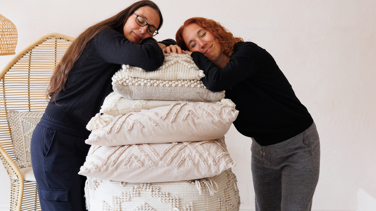 Amélie & Valérie - Les Dormeuses Éveillées (20)