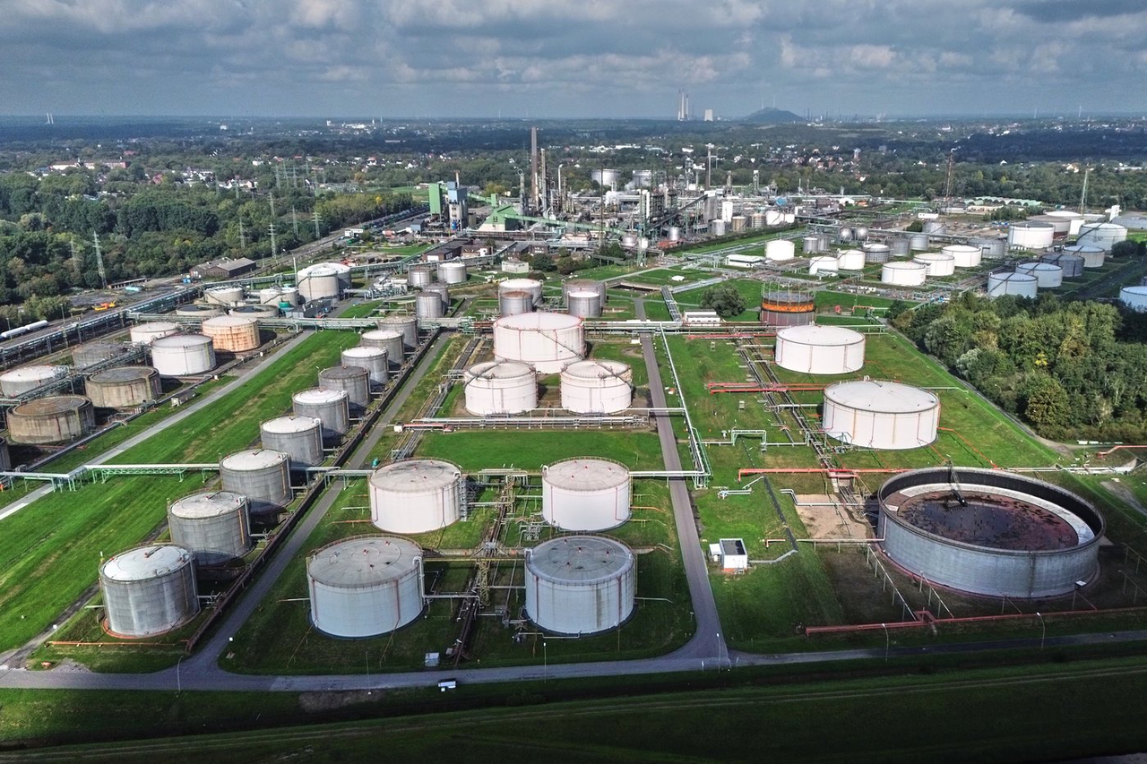 Le G7 va mettre sur le marché 100 millions de barils de pétrole