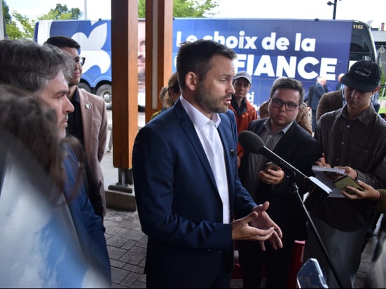Paul Saint-Pierre Plamondon de passage à Jonquière
