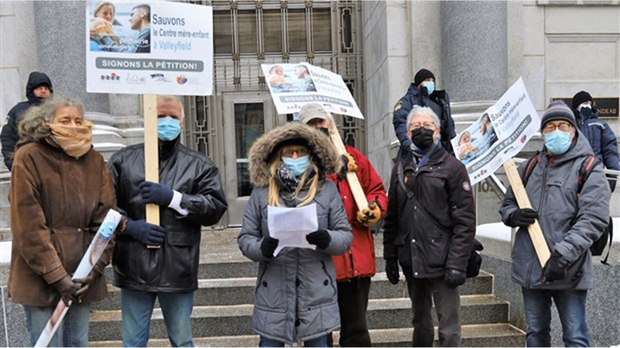 Comité Sauvons le Centre Mère-Enfant: une mobilisation de tous les instants