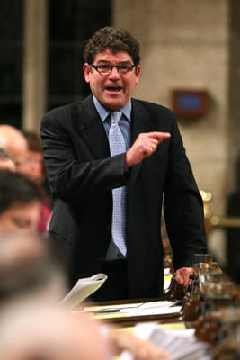 Une motion dénonçant l'attitude antidémocratique de ce gouvernement