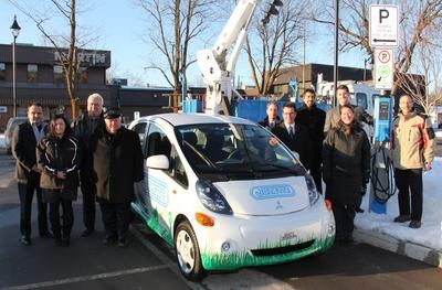 Premières à Joliette : bornes électriques publiques et voiture I-MIEV