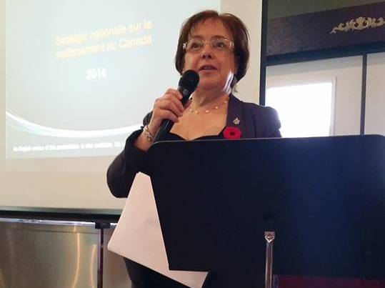 Francine Raynault partage sa stratégie nationale sur le vieillissement au Canada
