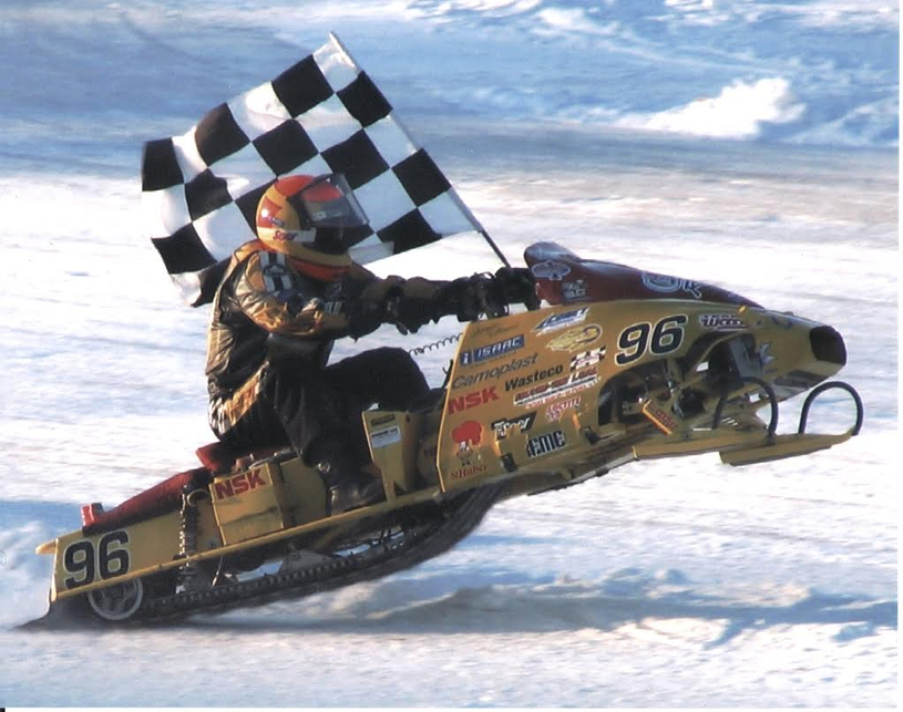 Les frères Villeneuve et la motoneige au Musée Gilles-Villeneuve