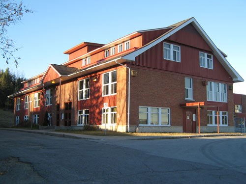La Commission scolaire des Samares dément les rumeurs de moisissures à l’école Saint-Théodore de Chertsey