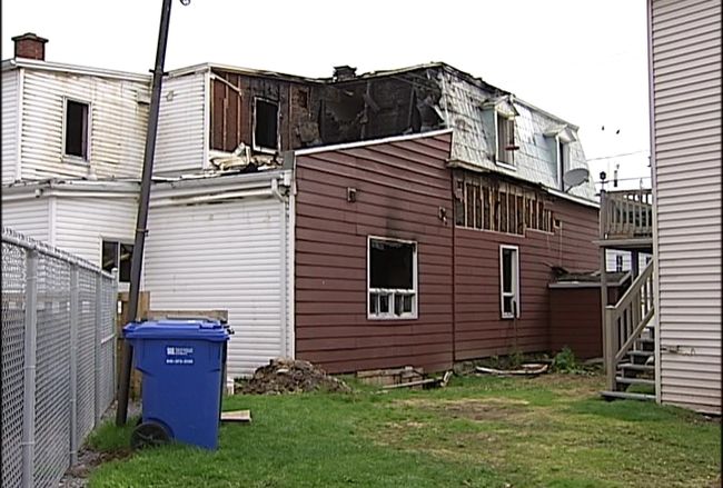 Un duplex est la proie des flammes