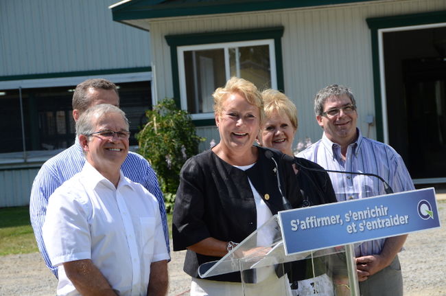 Pauline Marois en campagne dans la campagne