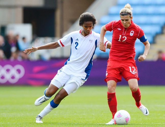Les Canadiennes en bronze