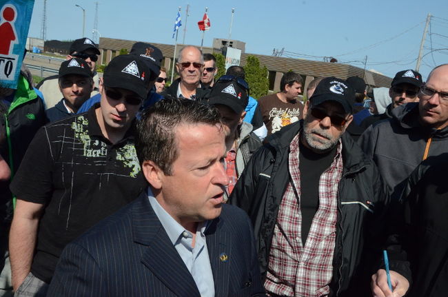 Donald Martel rencontre les travailleurs