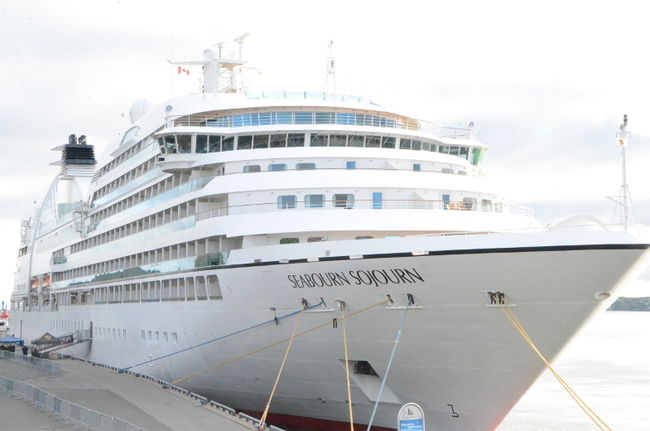 Le Seabourn Sojourn fait escale à Trois-Rivières