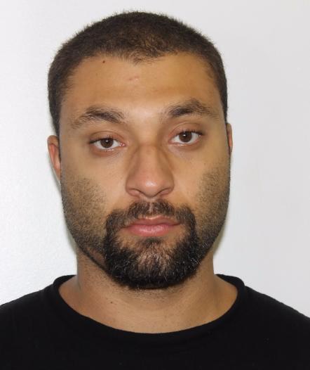 Un individu est recherché sur mandat d'arrestation