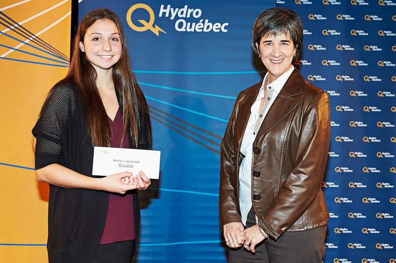 Hydro-Québec remet 88 000 $ en bourses à 30 étudiants-athlètes québécois prometteurs