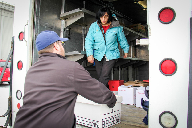 Les producteurs de la Mauricie remettent près de 5 000 $ en denrées aux plus démunis