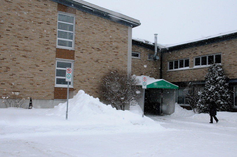 Décès d'un étudiant à l'UQTR: une communauté en deuil 