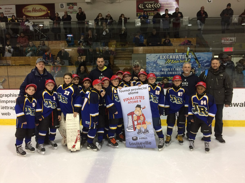 Les Gouverneurs de Trois-Rivières Atome B sont finalistes du tournoi de Louiseville