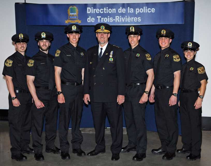 Assermentation de 6 nouvelles recrues à la police de Trois-Rivières 