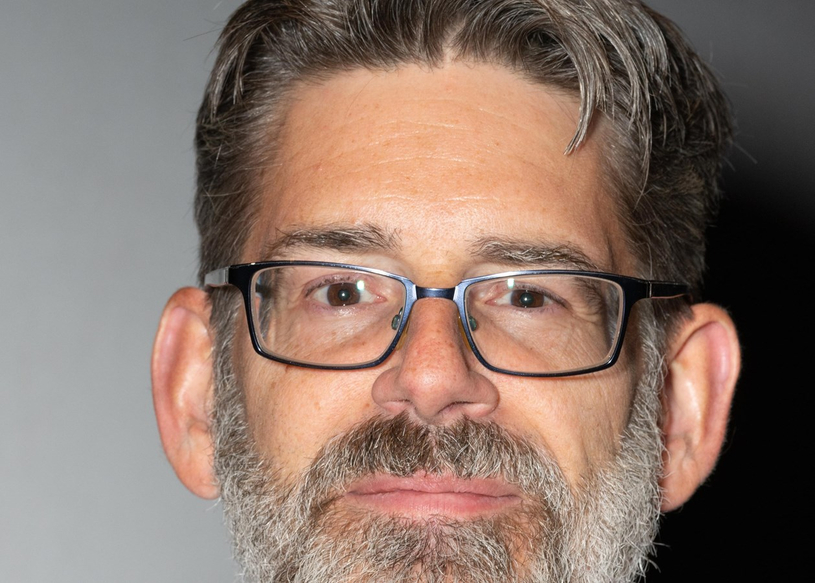 Maux de dos ou de cou : un professeur de l’UQTR développe un modèle de soins 