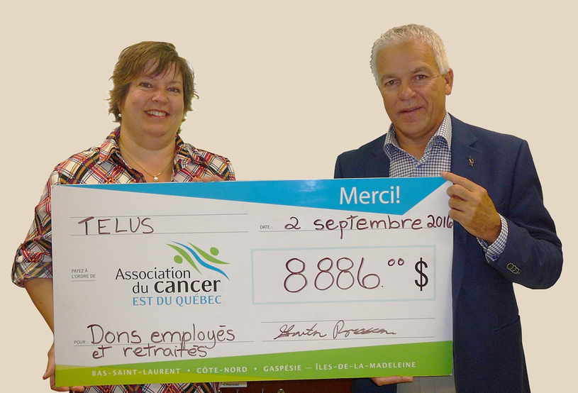 Les employés et retraités de TELUS remettent 8886 $ à l’Association du cancer de l’Est du Québec