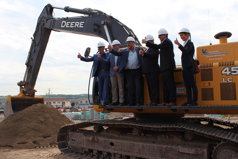 Complexe glaces et piscines : La construction officiellement lancée