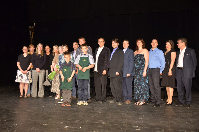 Un grand succès pour le souper spectacle Messmer de la Fondation Jeunesse de Richelieu