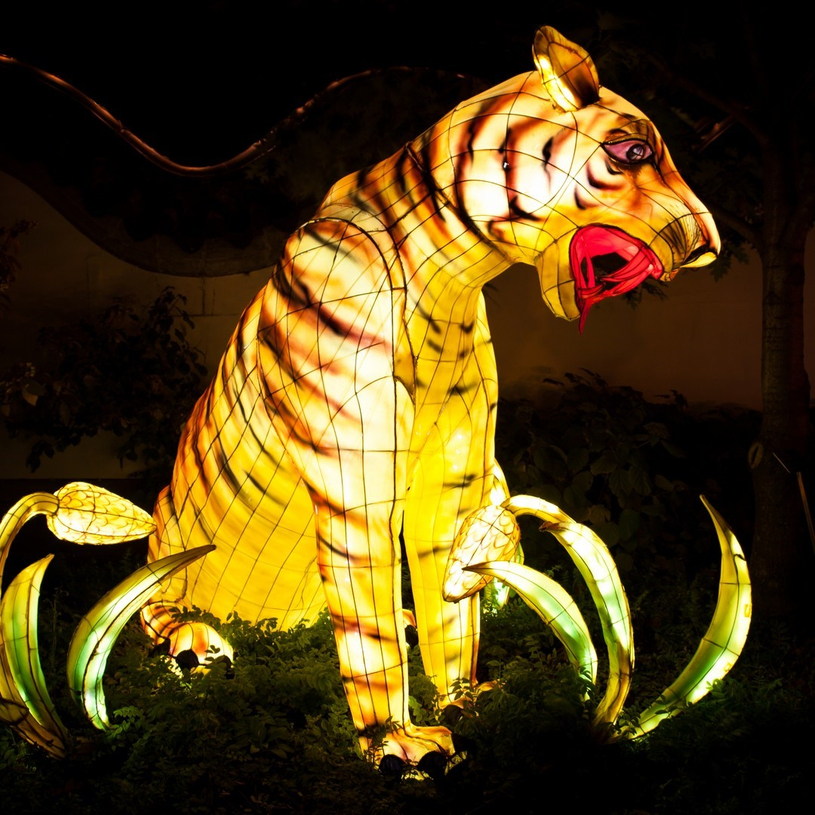 « Lanterne chinoise du jardin botanique de Montréal », par Denis Provencher, Chambly