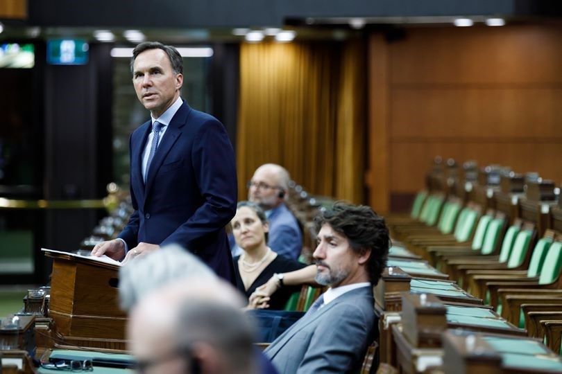 COVID-19: le déficit canadien atteindra 343,2 milliards de dollars, un record