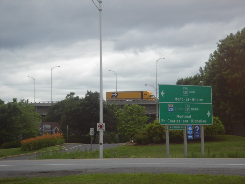 La patience est du mise sur l'autoroute 20