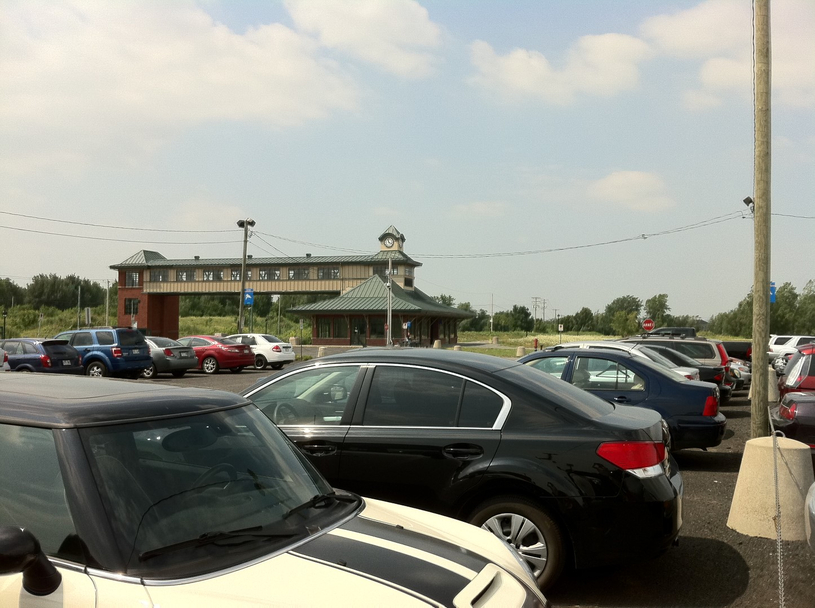 Stationnement de la gare Mont-Saint-Hilaire : ce sera 856 places