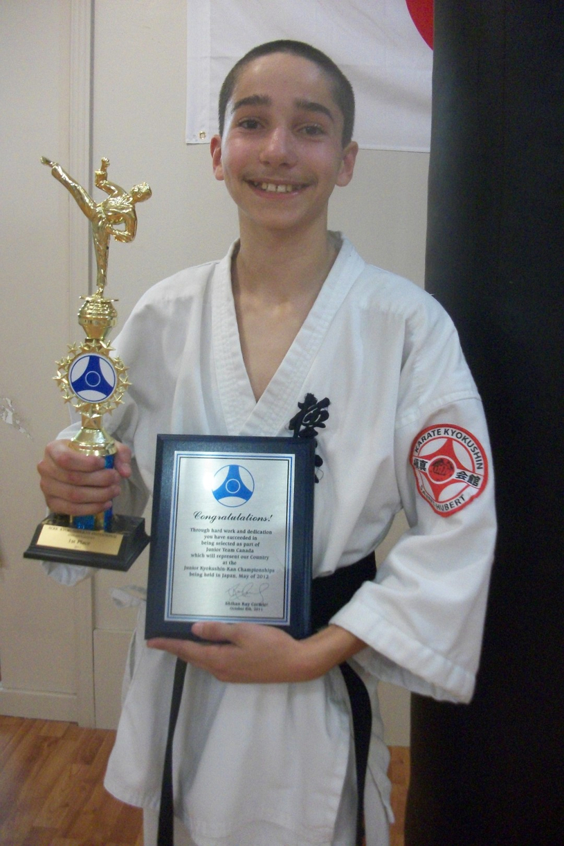 Simon Gladu remporte le Championnat canadien de karaté chez les 11-12 ans