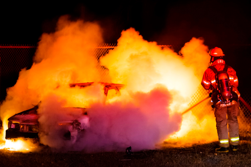 Incendie suspect d'une voiture à Mont-Saint-Hilaire