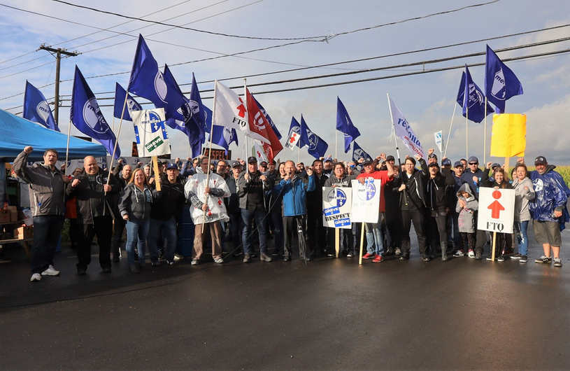 Rassemblement de militants syndicaux de la Région en appui aux grévistes de l'usine Galvano