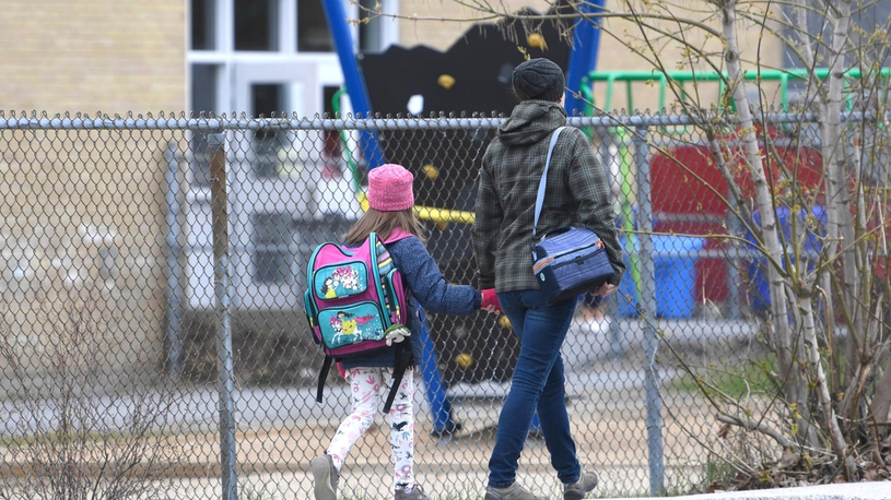 Plomb dans l'eau: « l'ensemble des écoles du Québec est sécurisé »