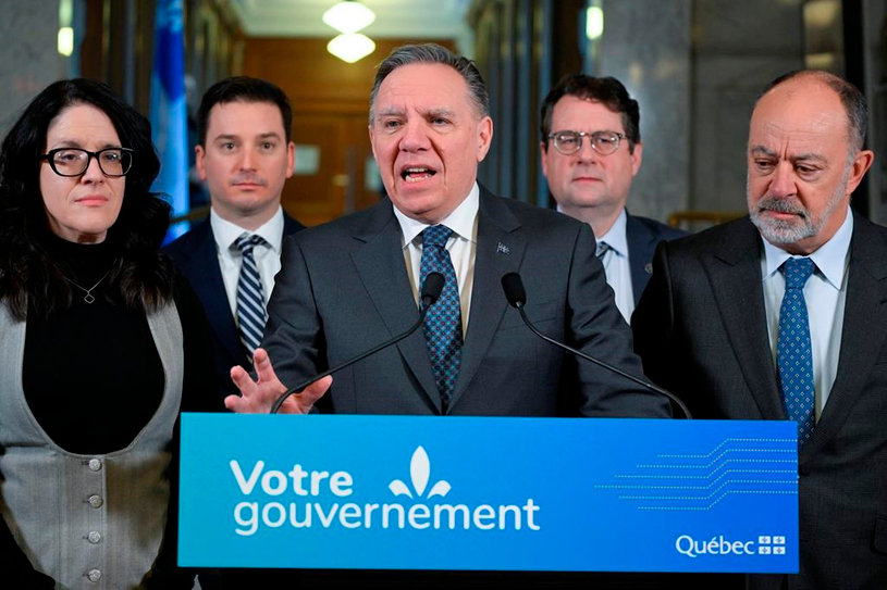 Legault connaît sa pire session parlementaire, mais n'entend pas changer de recette