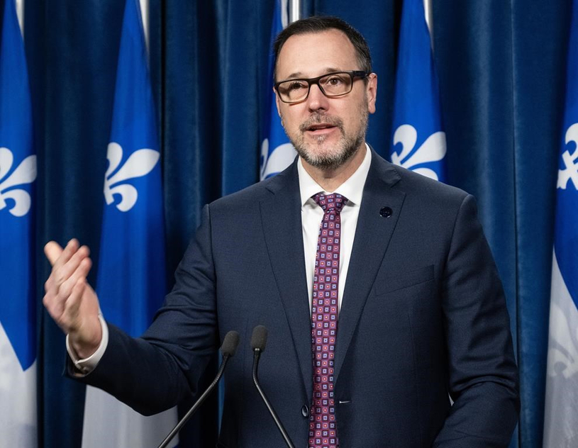 Loi 21: Québec veut renouveler la clause dérogatoire pour préserver la «paix sociale»