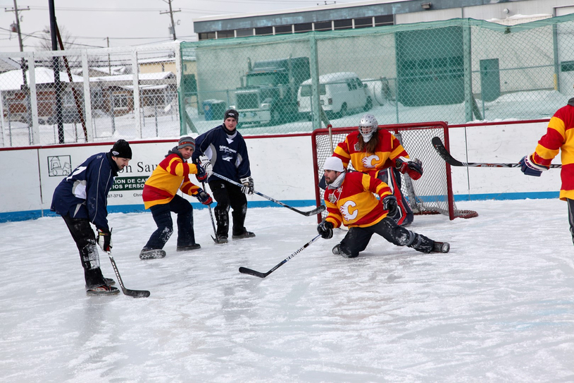 Le hockey bottine : un sport en perte de vitesse ?