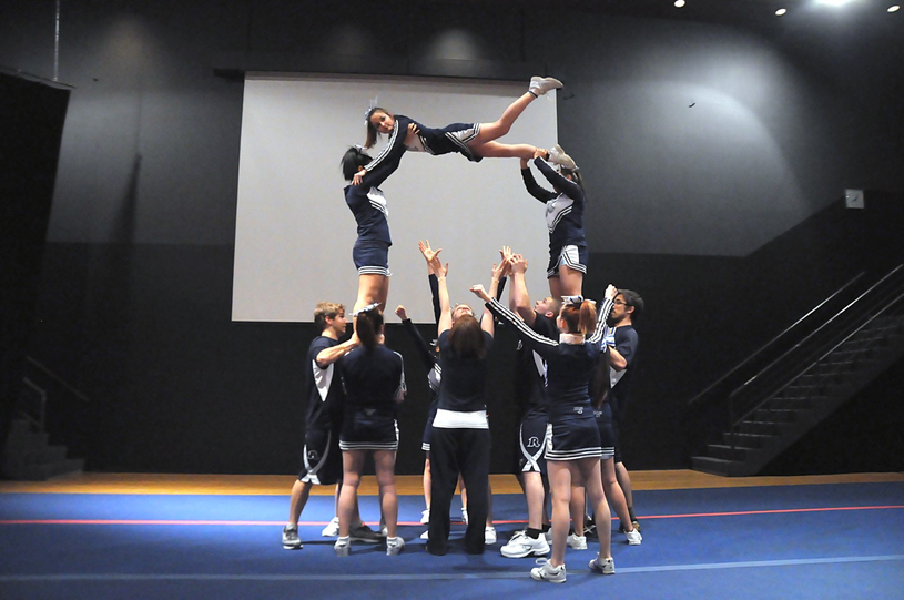 Une première compétition de  cheerleading  réussie pour les Rebelles