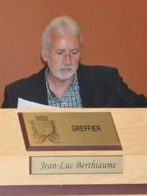 Sainte-Thérèse s'explique sur le scindement de contrats