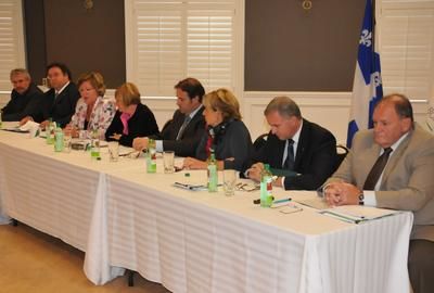 La MRC Thérèse-De Blainville affiche ses couleurs et dépose son mémoire