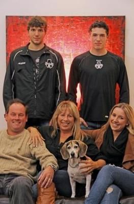 Des familles aident les joueurs de la LHJMQ à cheminer