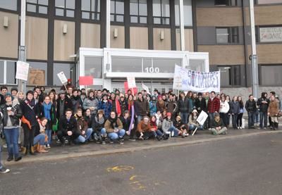 Les étudiants votent à nouveau pour la grève