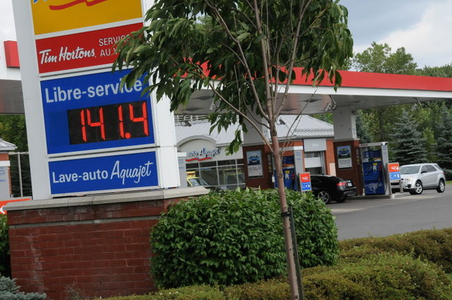 Le prix de l’essence grimpe à nouveau
