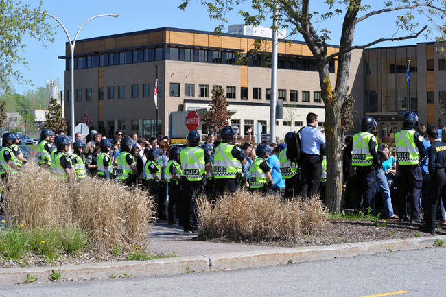 La grève étudiante a coûté 107 639 $ en frais policiers