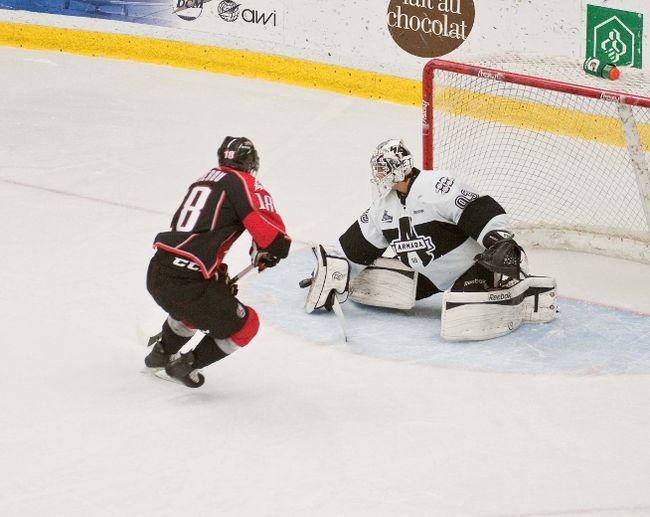 Sven Andrighetto s’occupe de l’Armada
