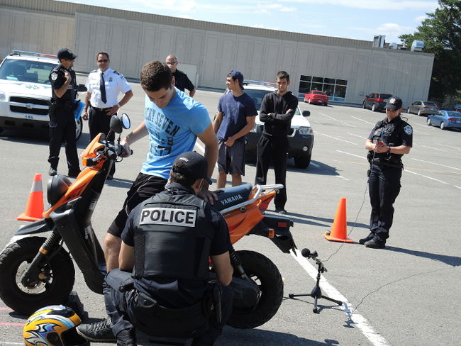 Les policiers s’attaquent au bruit des motos