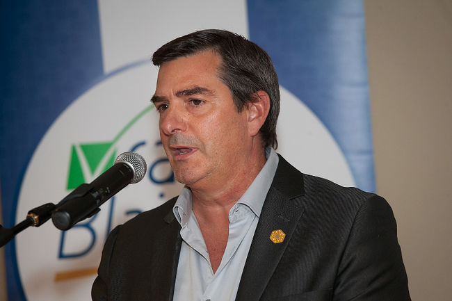 Des candidats annoncent des engagements