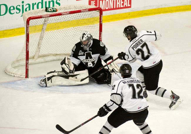 Les Olympiques se sauvent avec la victoire en tirs de barrage