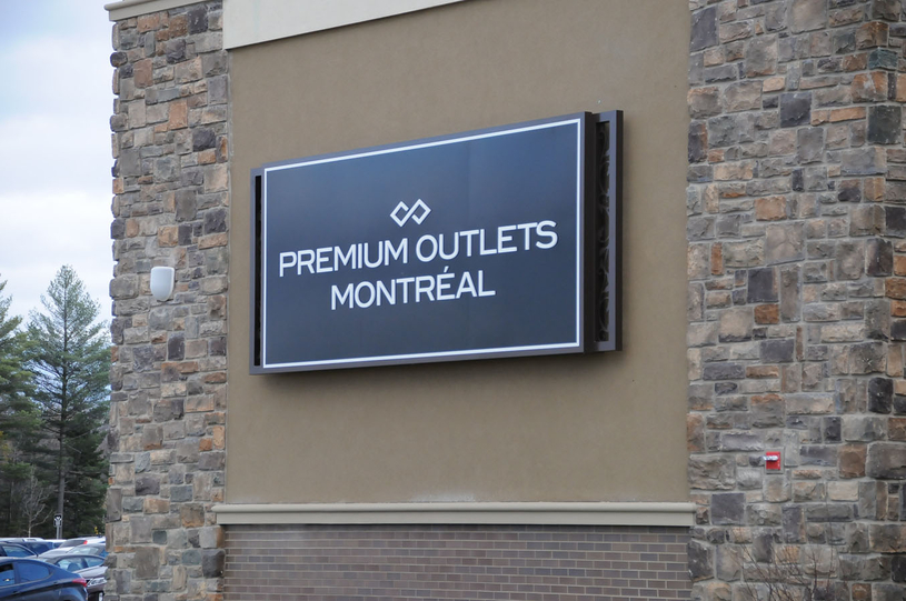 Les Premium Outlets Montréal ouvrent leurs portes