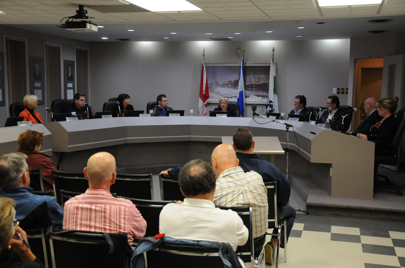 Situation financière à Boisbriand: surplus et diminution de la dette sont à prévoir 