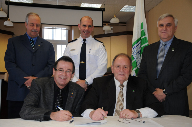 Sainte-Anne-des-Plaines et Terrebonne signent un pacte de 10 ans 